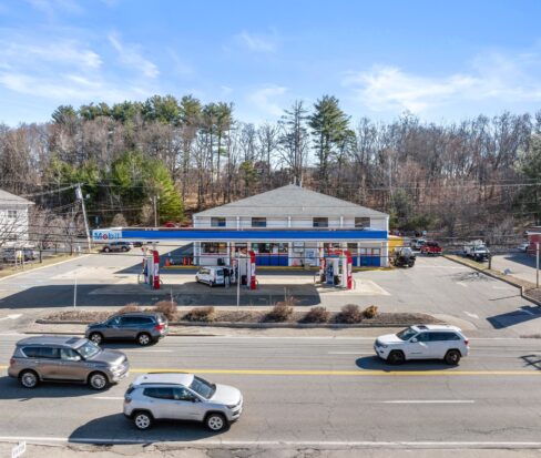 134 North Broadway, Salem, NH