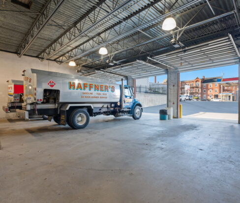 85 South Street, Lowell, MA