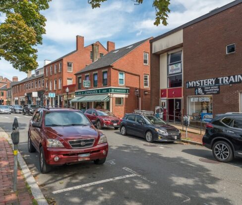 21 Main Street, Gloucester, MA